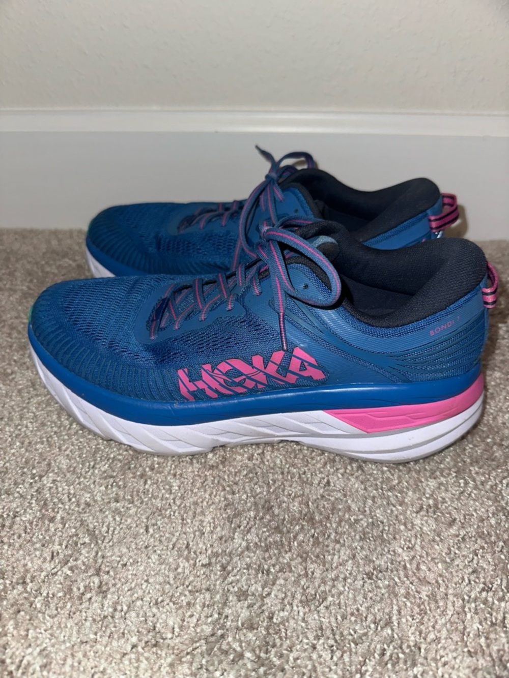 Hoka One One Bondi 7
